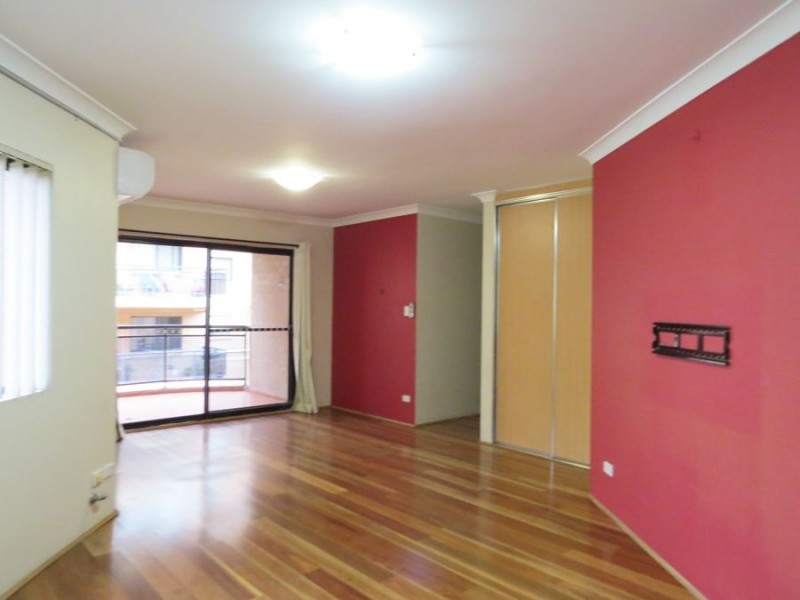 8/10-12 Tindall Avenue, Liverpool NSW 2170