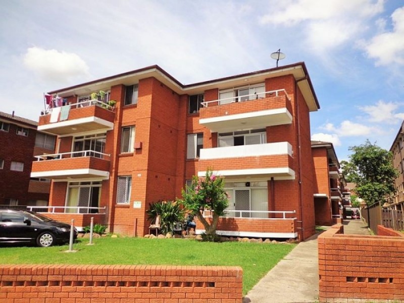 10/49 Hamilton Road, Fairfield NSW 2165