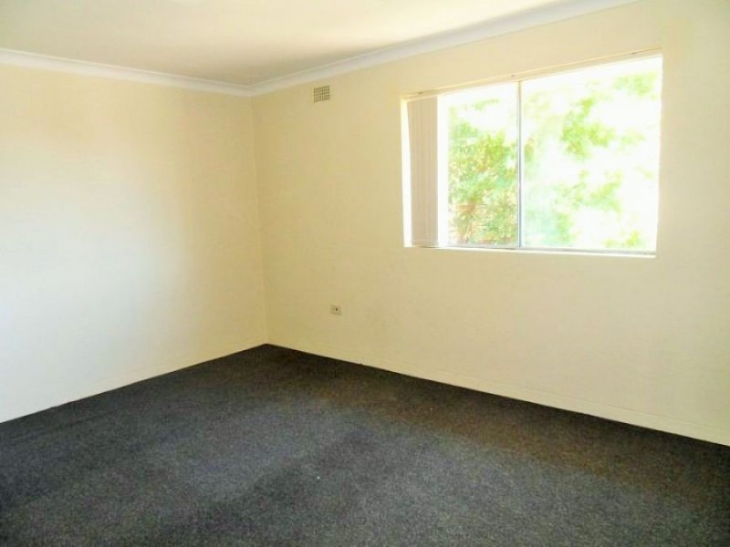 10/49 Hamilton Road, Fairfield NSW 2165