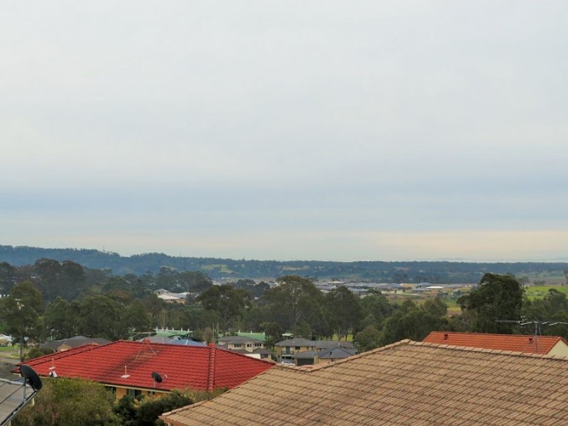 34 Faulkland Crescent, Maryland NSW 2287