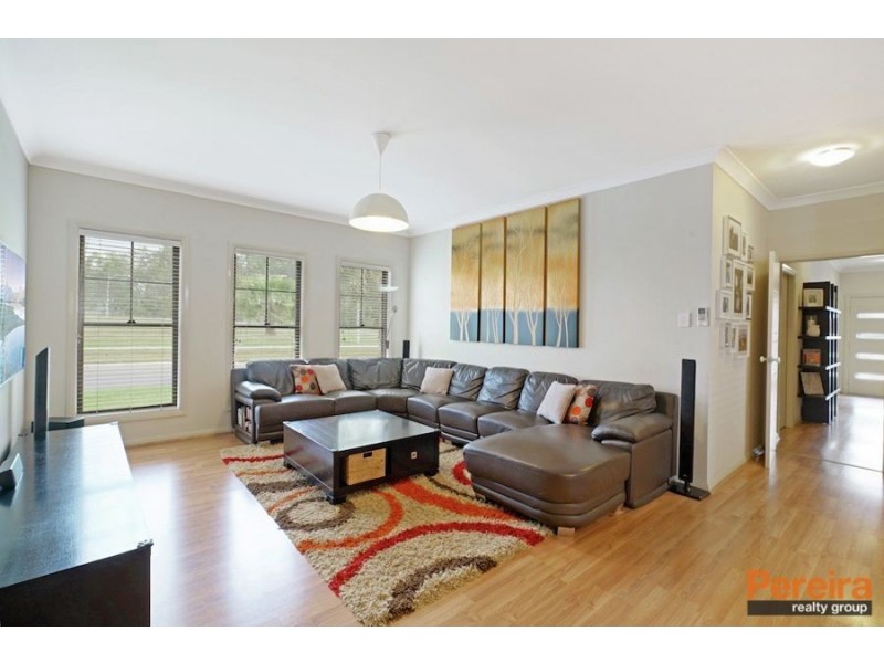 21 Camden Acres Drive, Elderslie NSW 2570