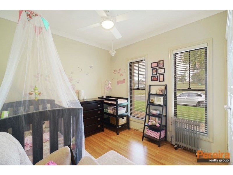 21 Camden Acres Drive, Elderslie NSW 2570