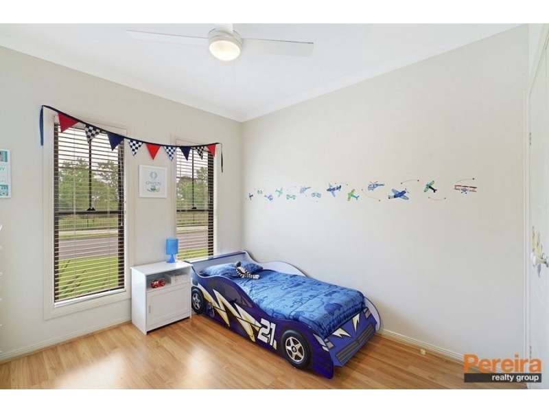 21 Camden Acres Drive, Elderslie NSW 2570