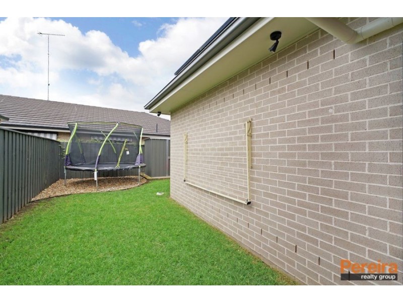 21 Camden Acres Drive, Elderslie NSW 2570