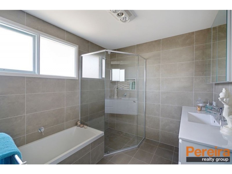 10 Nymboida Crescent, Ruse NSW 2560