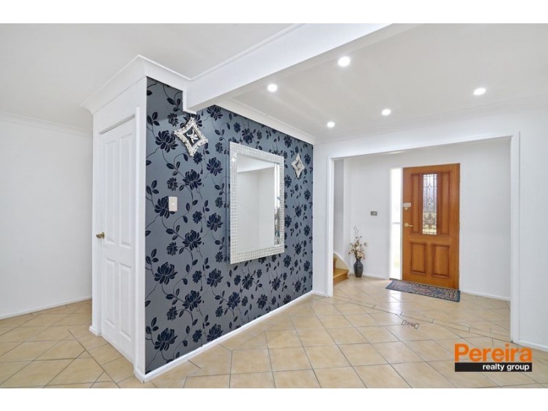 5 Teviot Place, St Andrews NSW 2566