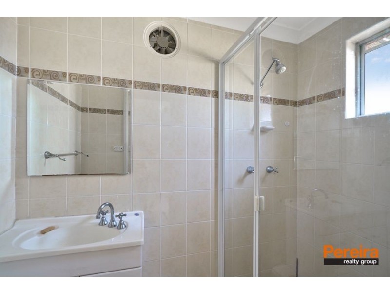 5 Teviot Place, St Andrews NSW 2566