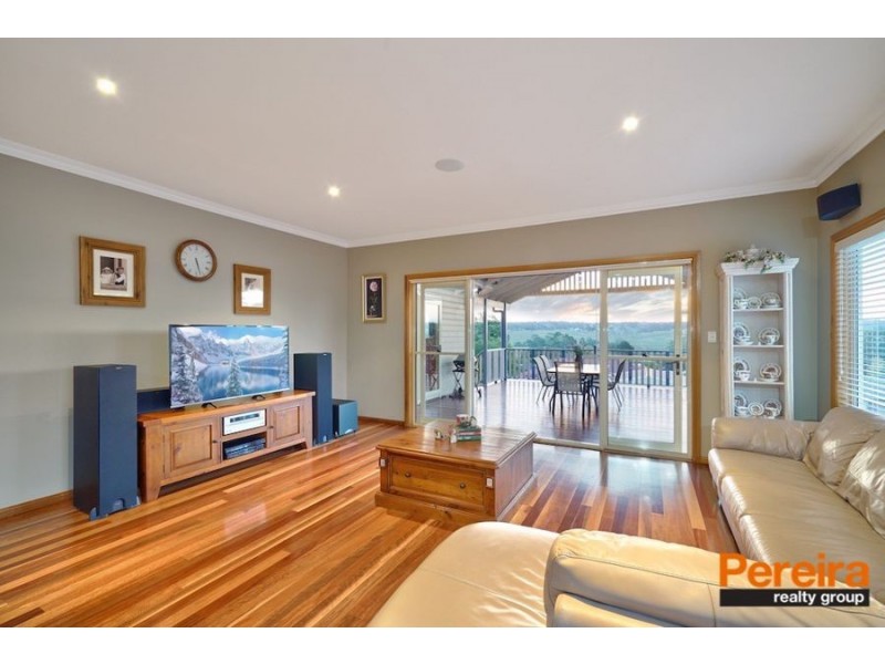 9 John Street, The Oaks NSW 2570