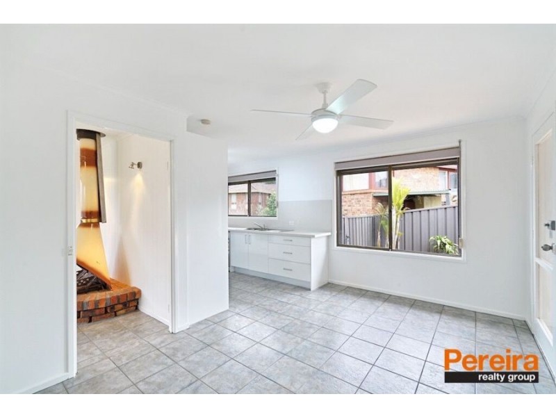 6 Cupar Place, St Andrews NSW 2566