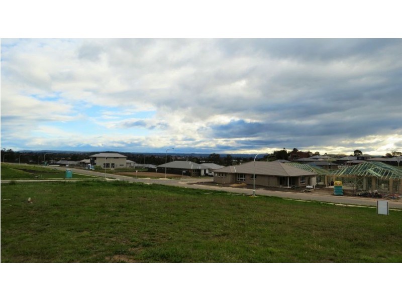 13 Farm Cove Street, Gregory Hills NSW 2557