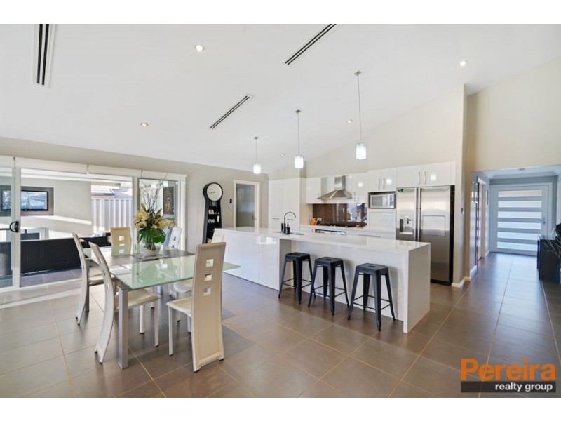 15 Alchornea Circuit, Mount Annan NSW 2567