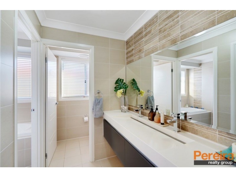 15 Alchornea Circuit, Mount Annan NSW 2567