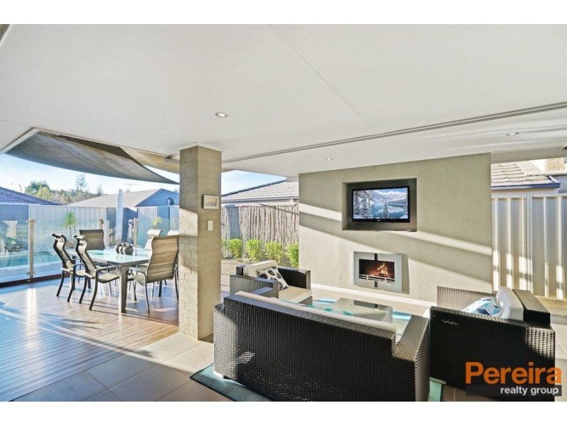 15 Alchornea Circuit, Mount Annan NSW 2567