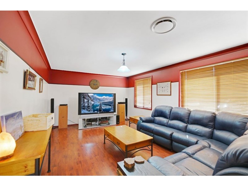 3 Tokay Place, Eschol Park NSW 2558
