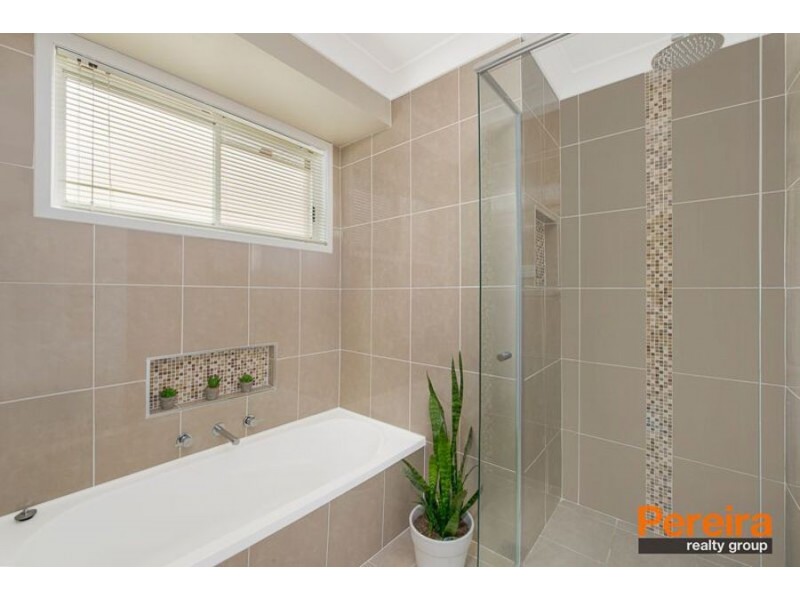 128 Epping Forest Drive, Kearns NSW 2558