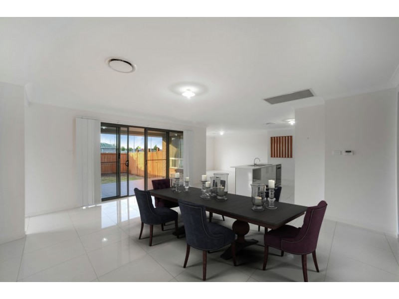 365 South Circuit, Oran Park NSW 2570