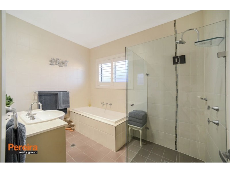 23 Kowald Street, Elderslie NSW 2570