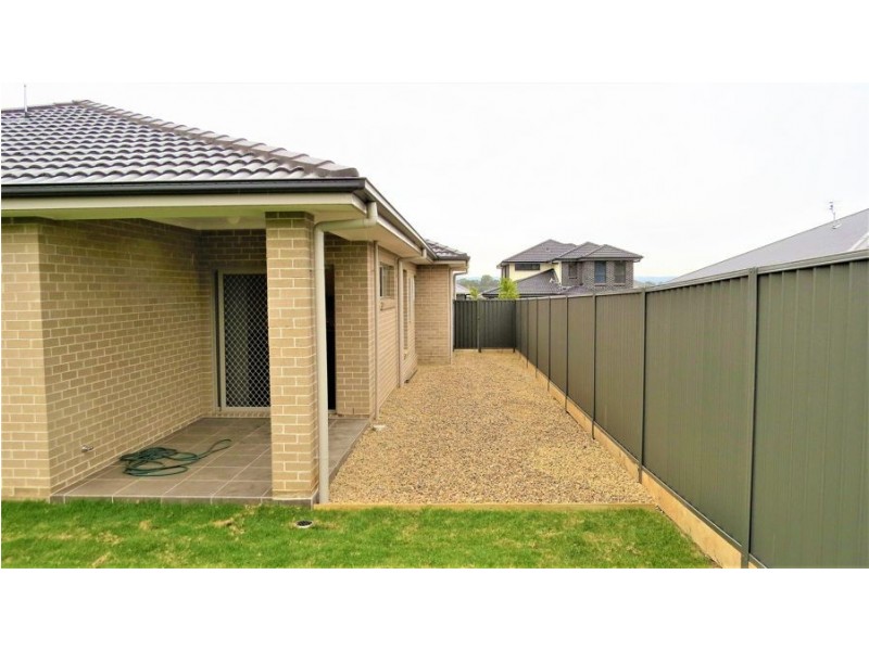 33 Blain Road, Spring Farm NSW 2570