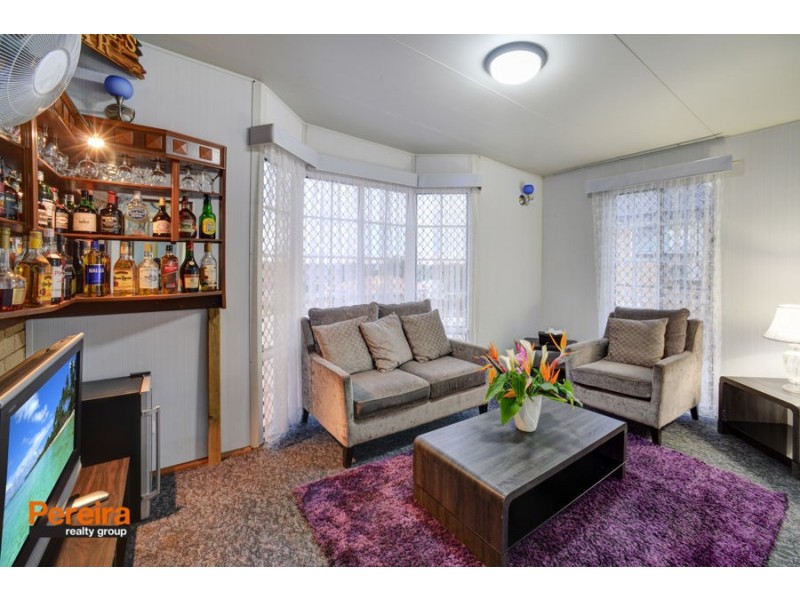 20 Edinburgh Crescent, St Andrews NSW 2566