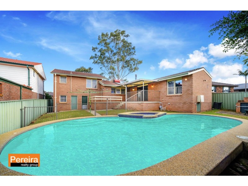 51 Edinburgh Crescent, St Andrews NSW 2566