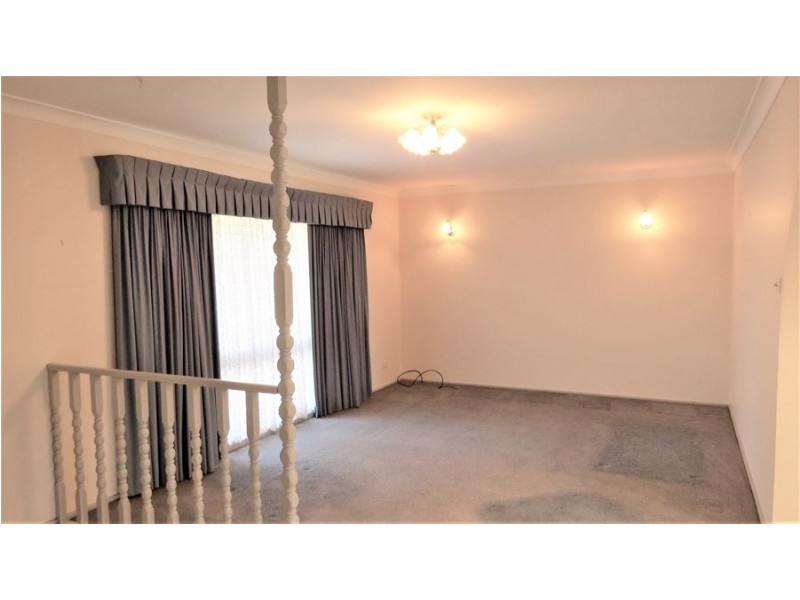 15 Ardrossan Crescent, St Andrews NSW 2566