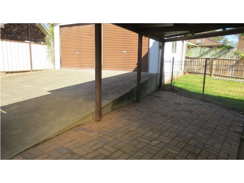 4 Imunga Place, Bradbury NSW 2560