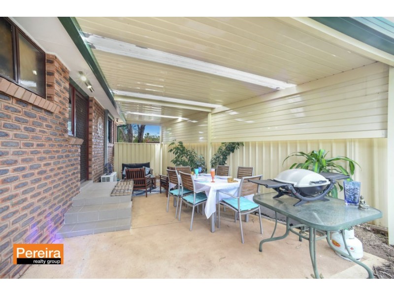 17 Euphrates Place, Kearns NSW 2558