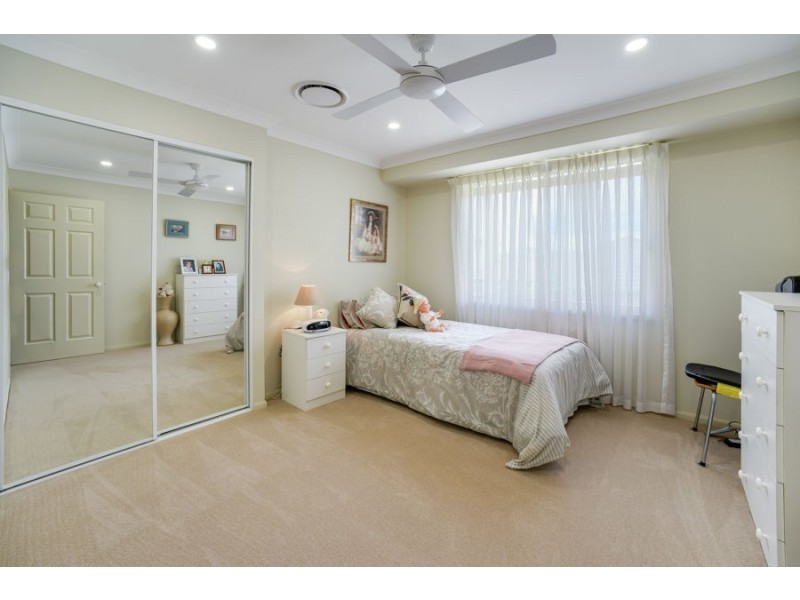 10 Bradley Drive, Harrington Park NSW 2567