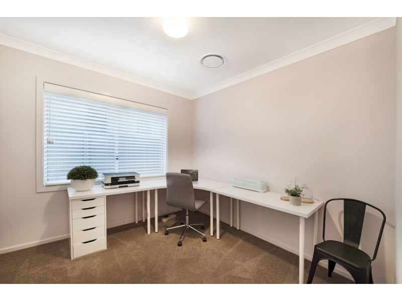 22 Dutton Street, Spring Farm NSW 2570