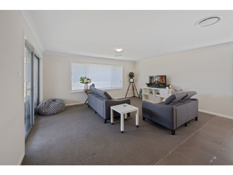 11 Wear Street, Oran Park NSW 2570