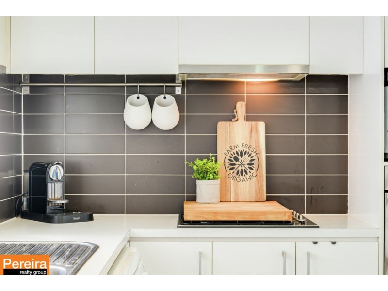 70 Minorca Circuit, Spring Farm NSW 2570