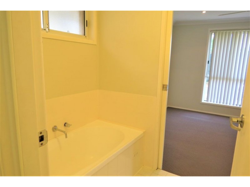 5 Westland Close, Raby NSW 2566