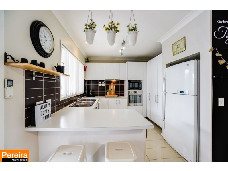 70 Minorca Circuit, Spring Farm NSW 2570