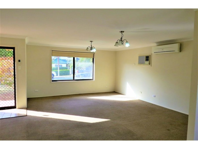 13 Church Street, Elderslie NSW 2570