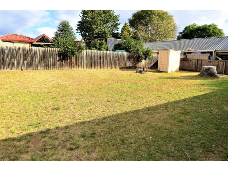 13 Church Street, Elderslie NSW 2570