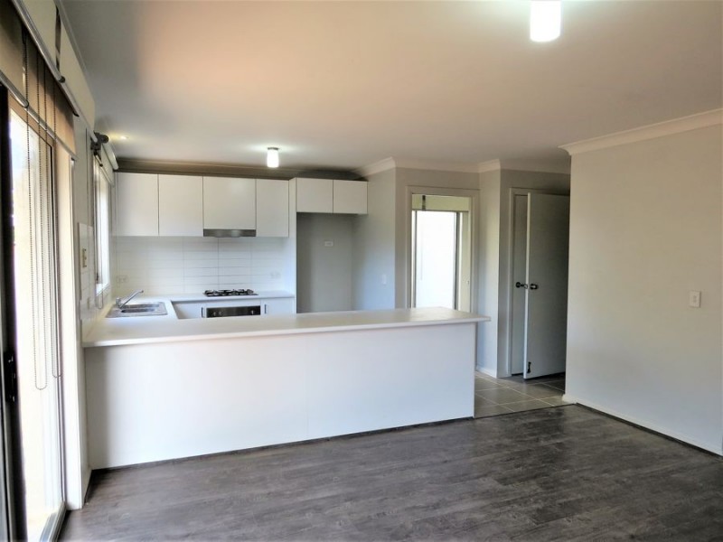 97 Atlantic Boulevarde, Glenfield NSW 2167
