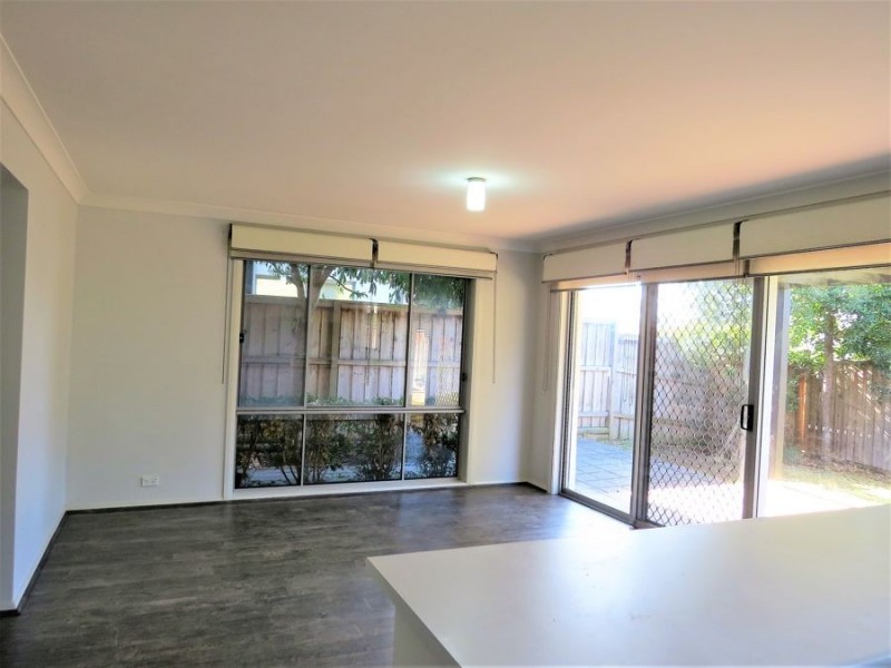 97 Atlantic Boulevarde, Glenfield NSW 2167