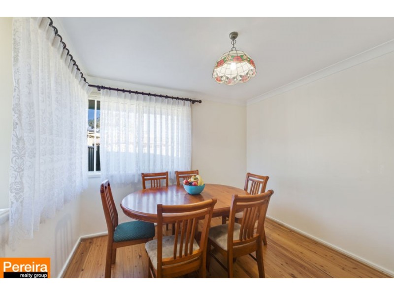 8 Rigo Place, Glenfield NSW 2167