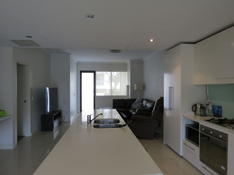 105/26 Parkside Crescent, Campbelltown NSW 2560