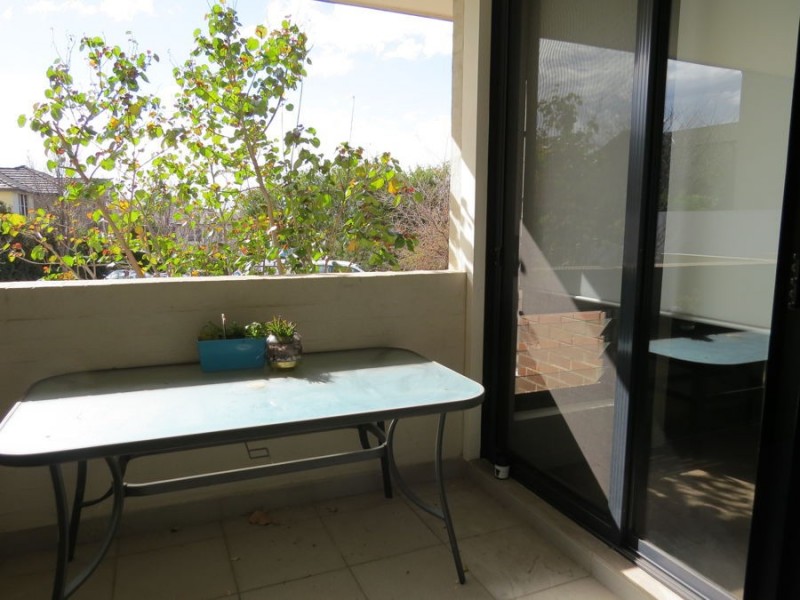 105/26 Parkside Crescent, Campbelltown NSW 2560
