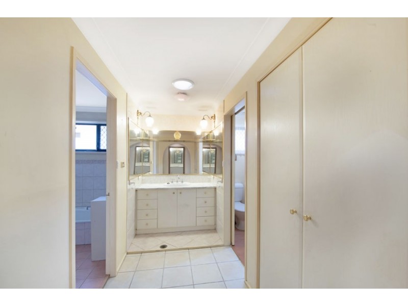 27 Leicester Street, Narellan NSW 2567