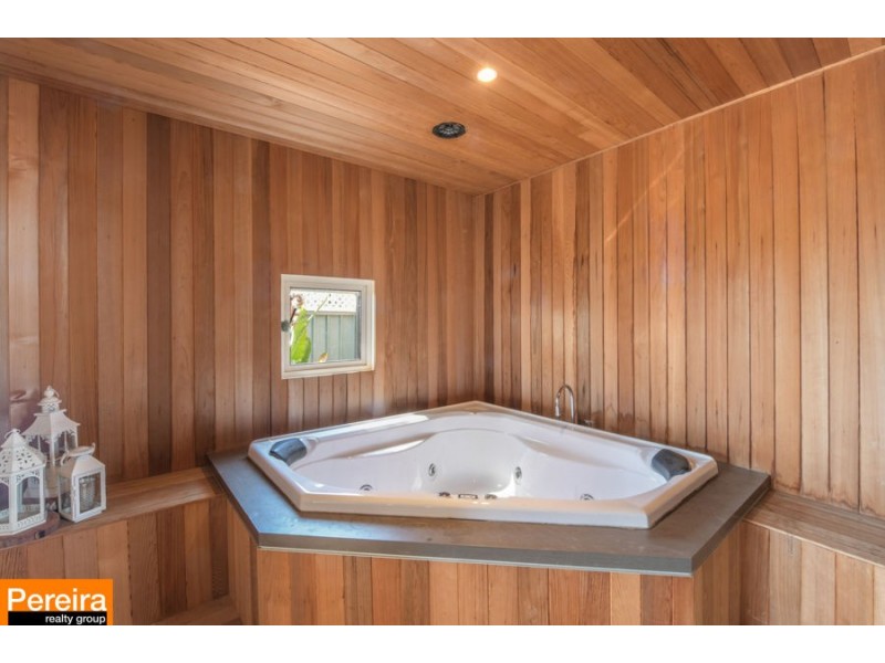 12 Mulgara Place, St Helens Park NSW 2560