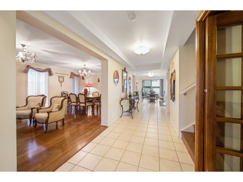68 Tamworth Crescent, Hoxton Park NSW 2171