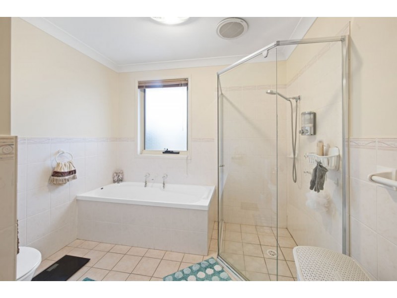 68 Tamworth Crescent, Hoxton Park NSW 2171