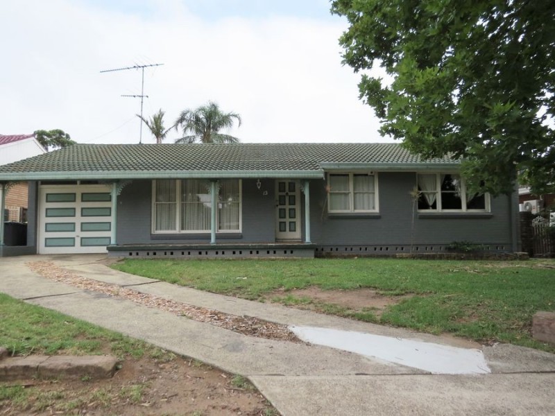 13 Manning Street, Campbelltown NSW 2560