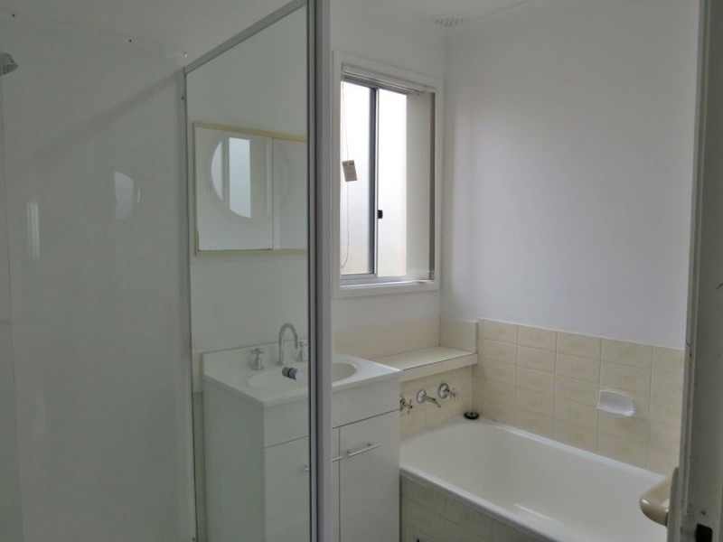 9 Methil Place, St Andrews NSW 2566