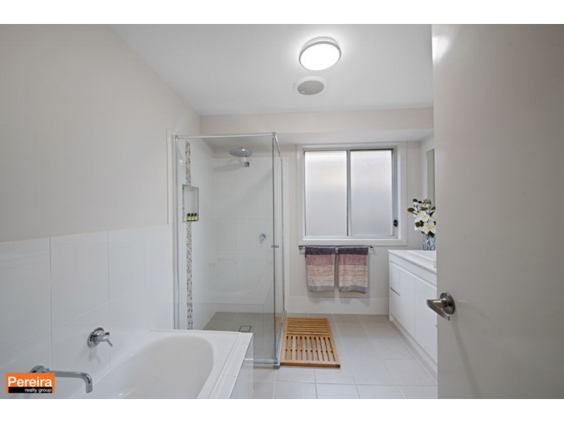 25 Tess Circuit, Oran Park NSW 2570