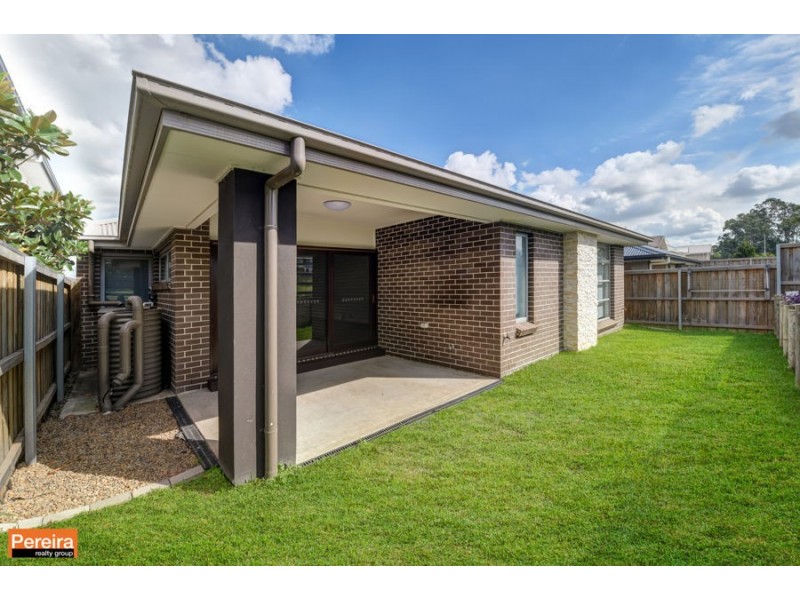 11 Loudon Crescent, Cobbitty NSW 2570