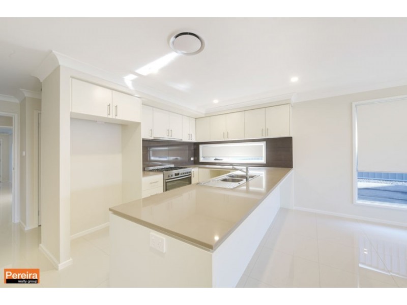 10 Wainwright Drive, Cobbitty NSW 2570