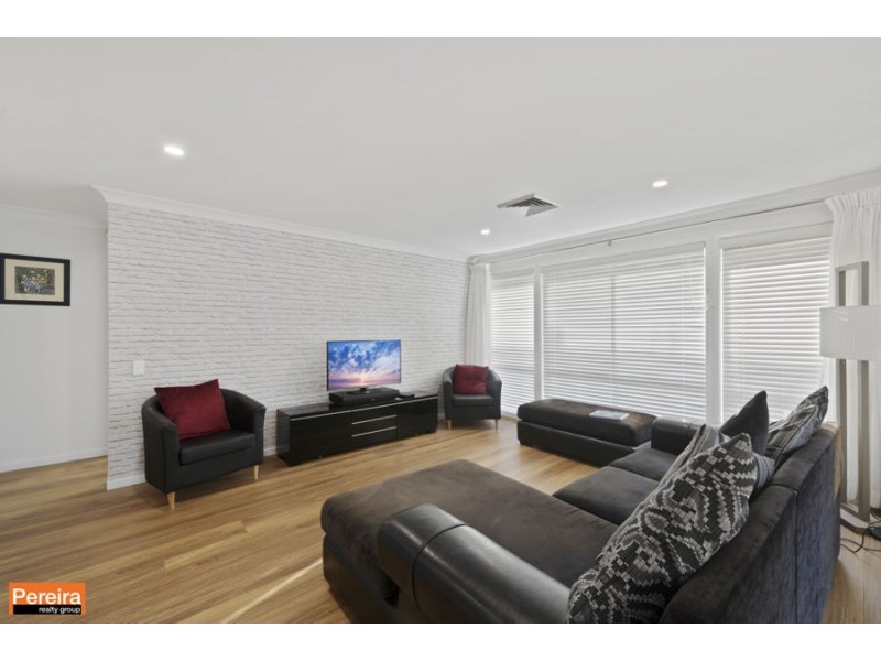 36 Lakeland Circuit, Harrington Park NSW 2567